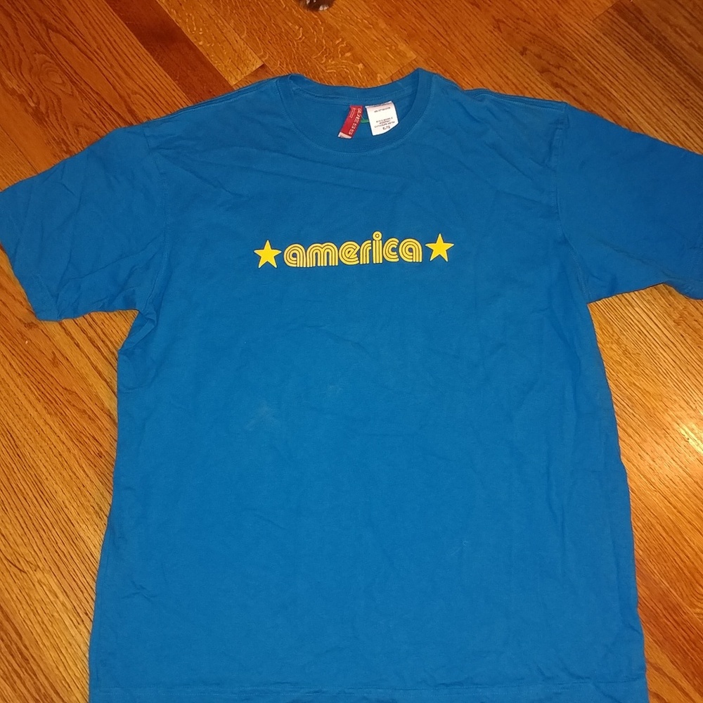 🔥GUESS America Freedom Tee🔥🔥🔥🔥